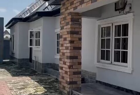 Move in ready Bungalow