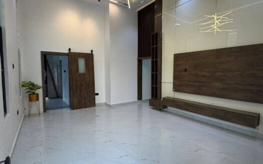 Contemporary 3 Bedroom Loft Bungalow