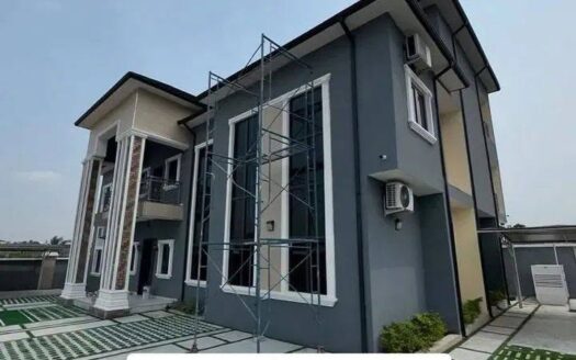 Fully Furnished 4-Bedroom Luxury Duplex with 1-Bedroom Penthouse & Boys' Quarters – For Sale