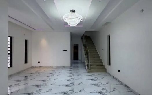 4-Bedroom Duplex with Swimming Pool, BQ & Gatehouse for Sale in Port Harcourt