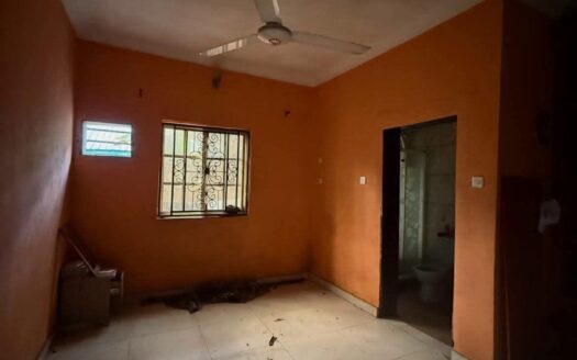 5-Bedroom Duplex with Gatehouse for Sale in Eliogbolo, Port Harcourt